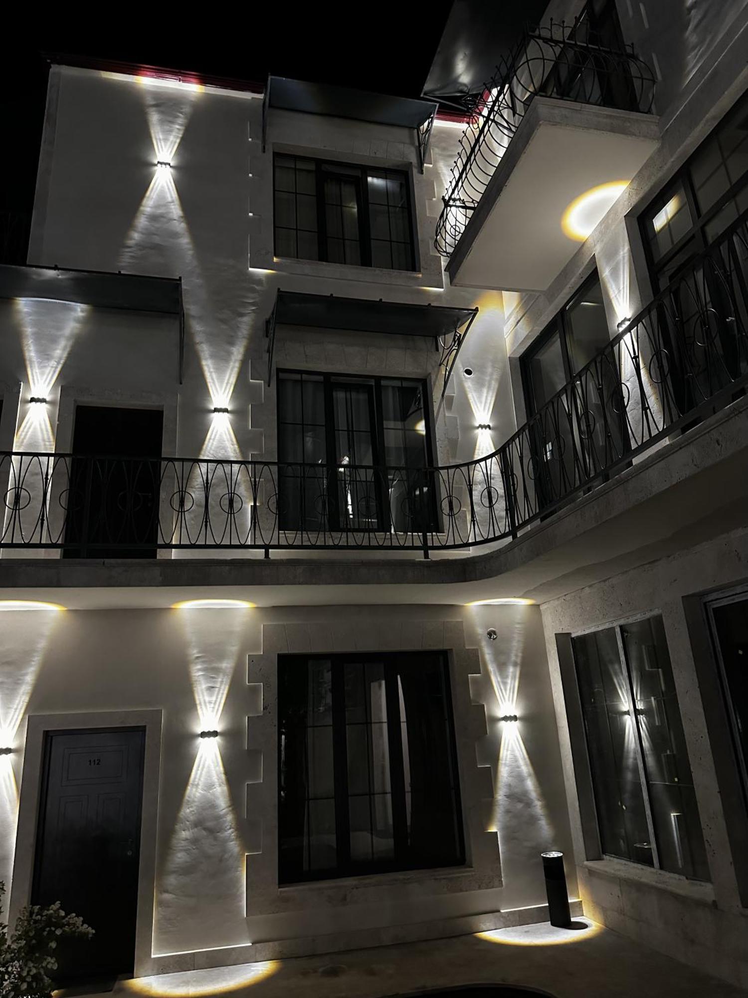 Redroof Country House Hotel Goris Exterior photo